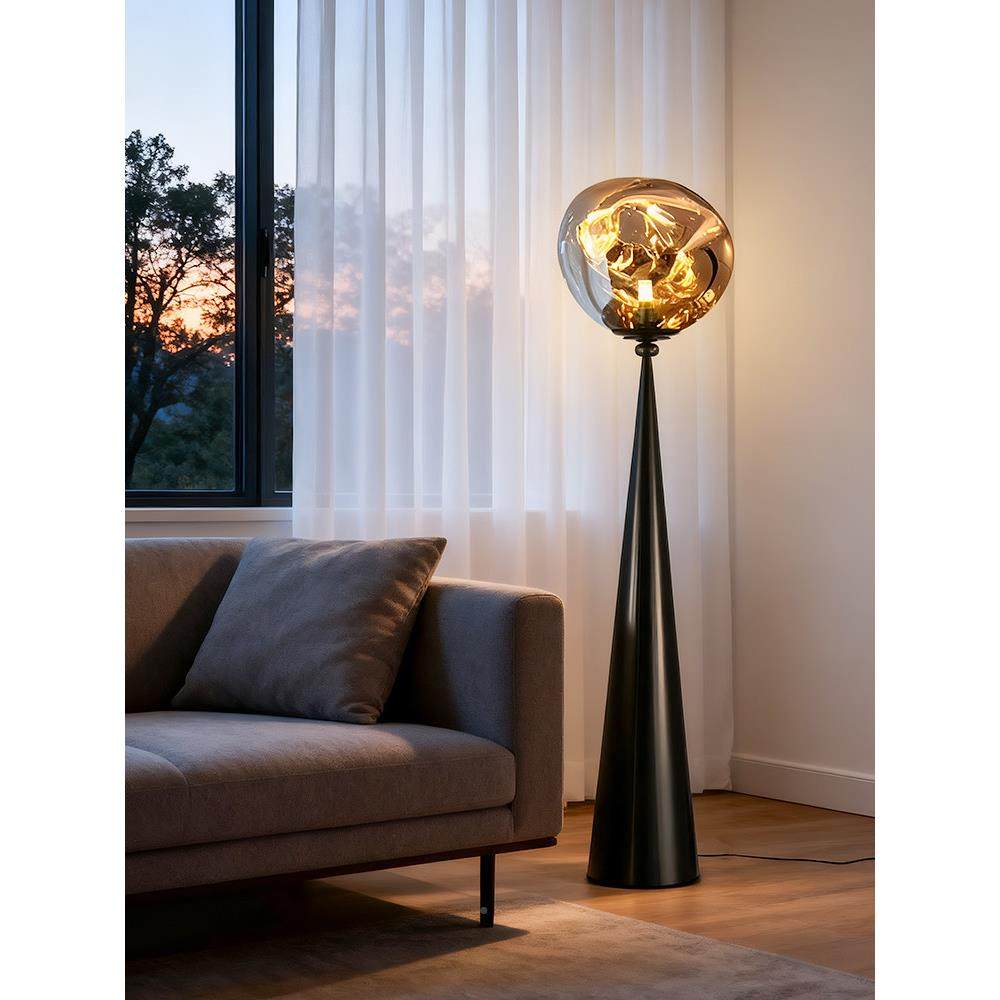 意式极熔岩落地客简厅沙发旁边MDLD-607高级轻灯奢艺术摆角件卧室