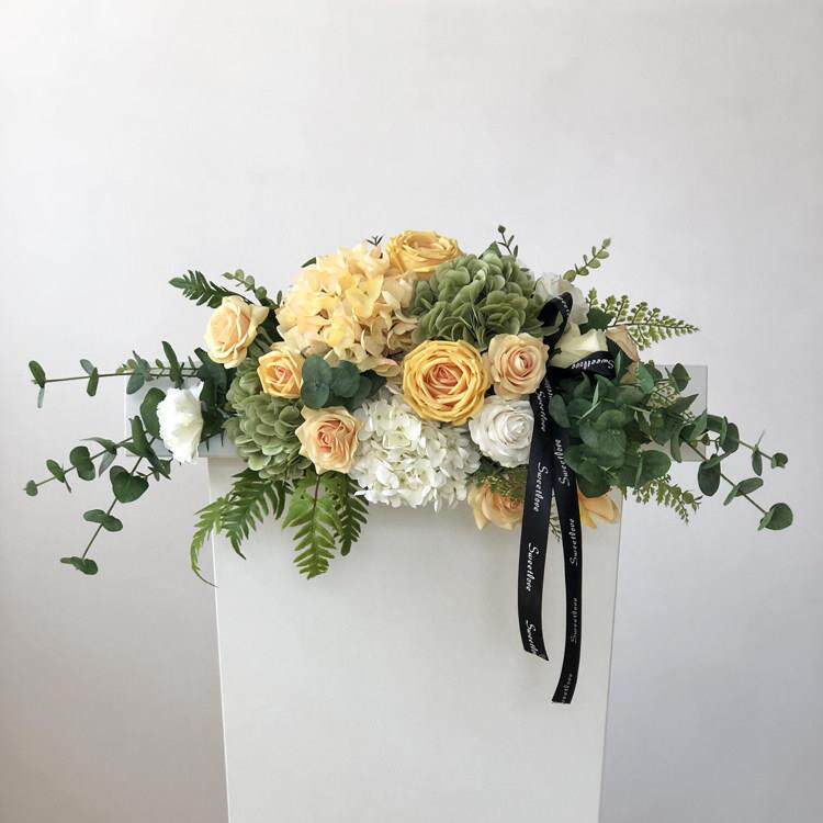 高用档演讲台花艺彷真花会议桌花商主务花花席台悬挂下UZZ垂装饰