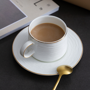 带勺简约家用办公室复古拿铁杯茶杯 北欧轻奢白色骨瓷咖啡杯碟套装