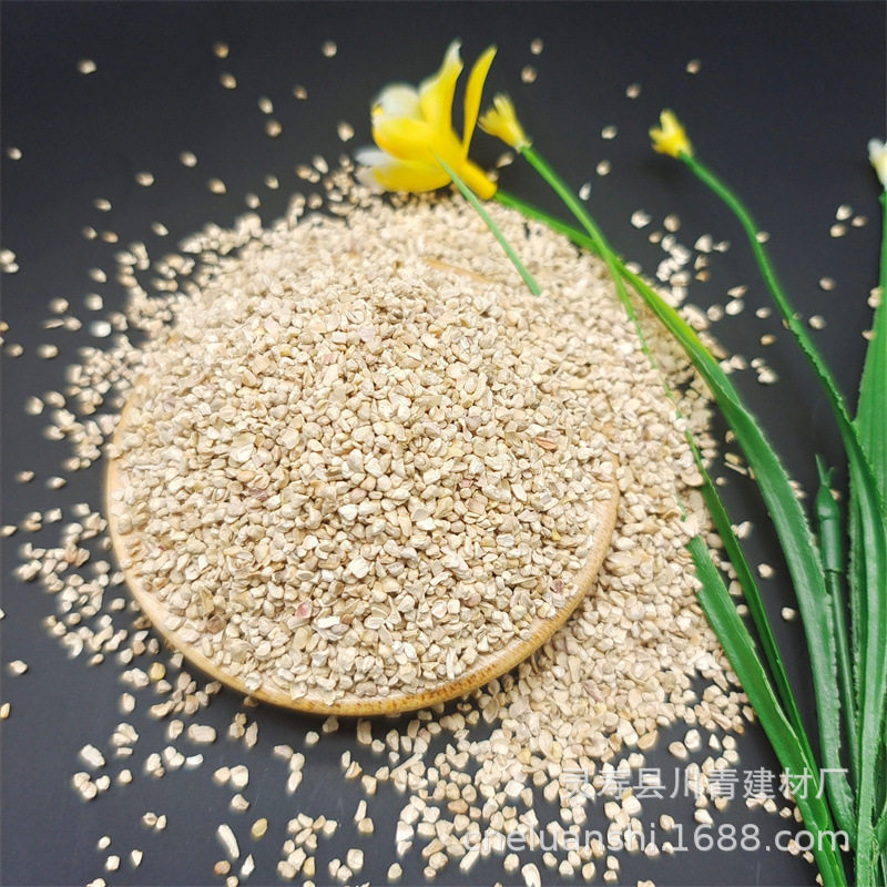 玉米芯研磨砂/颗粒 汽车零件表面清理用玉米芯磨料核桃壳磨料