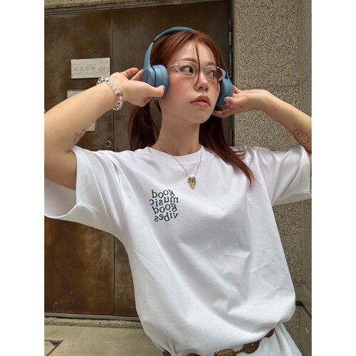 韩系字母印花宽松白色短袖女T恤