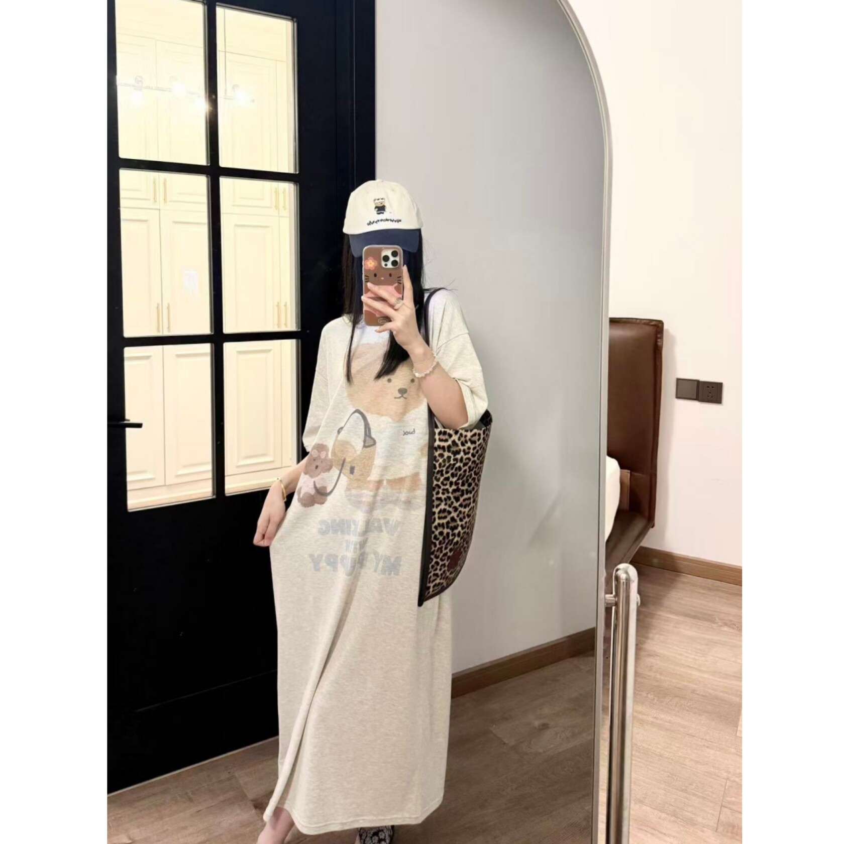顽季果 巨可爱懒人袍~遛狗小熊印花睡裙短袖圆领连衣裙女可外穿夏