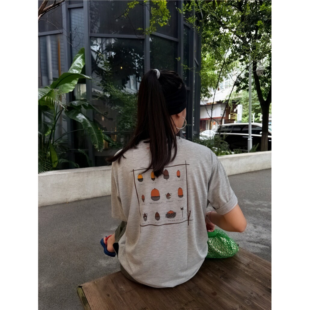顽季果 低灰度日系~手绘插画印花圆领宽松休闲小众短袖女T恤上衣