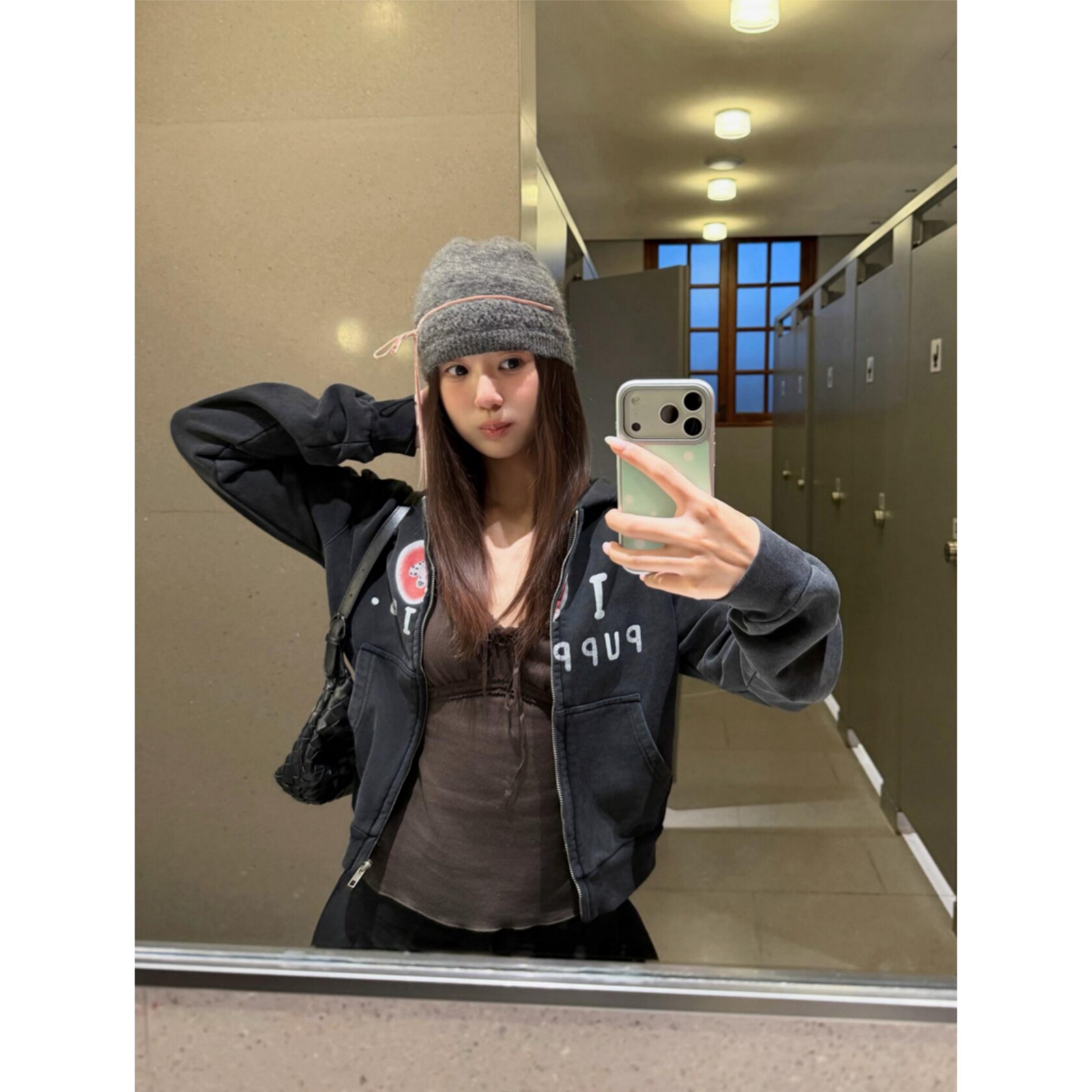 顽季果 复古古着感~爱心小狗印花做旧连帽短款拉链开衫女卫衣外套