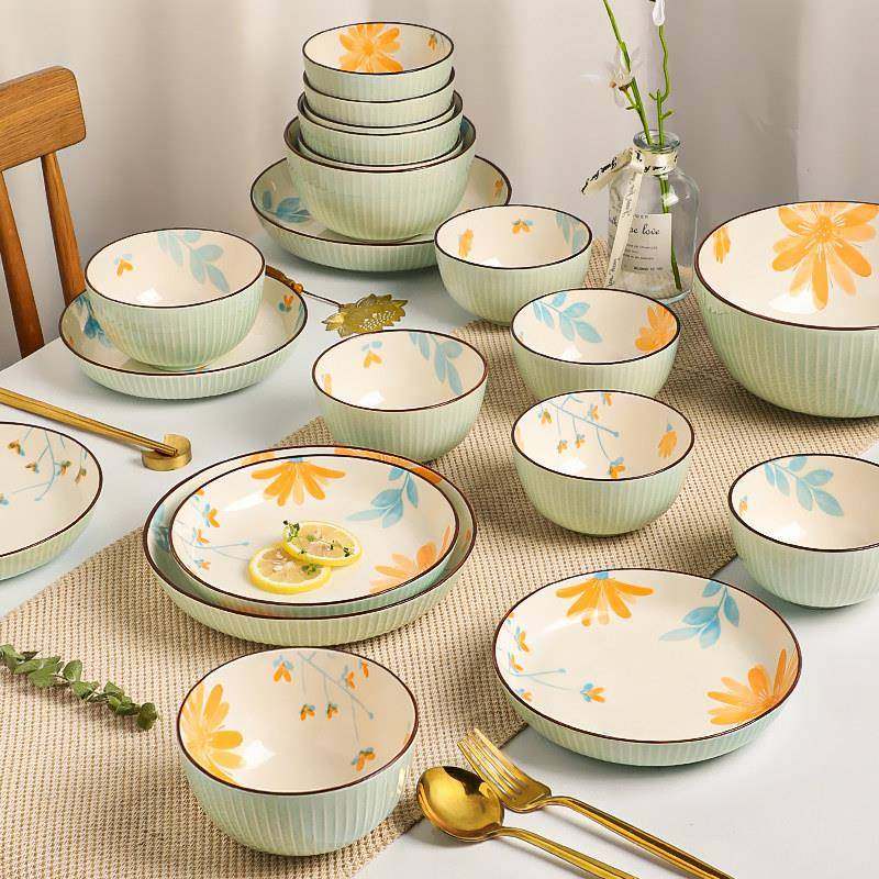 日式陶瓷碗碟套装家用2025新款餐具套组乔迁新居碗盘碗筷盘子雏菊