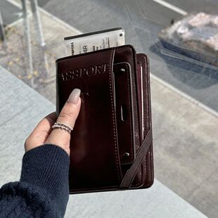 护照夹女卡包一体多卡位轻薄钱包女款证件防盗多功能旅行机票收纳
