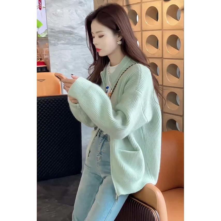 2024年春秋新款设计感小众小香风小个子绿色毛衣开衫针织外套女装