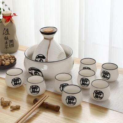 陶瓷酒具套装日式分酒器烈酒杯清酒壶白酒小酒壶一斤装小酒杯礼盒