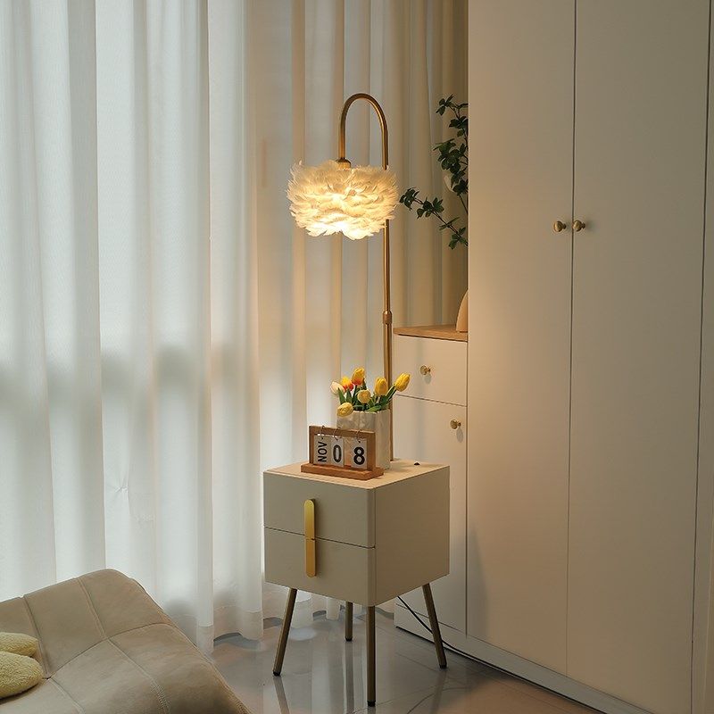 卧室羽毛落地灯床头柜台灯一体客厅沙发旁边的带抽屉无线充电边几,家装灯饰光源,装饰落地灯,淘宝优惠券,粉丝福利购,淘宝优惠卷