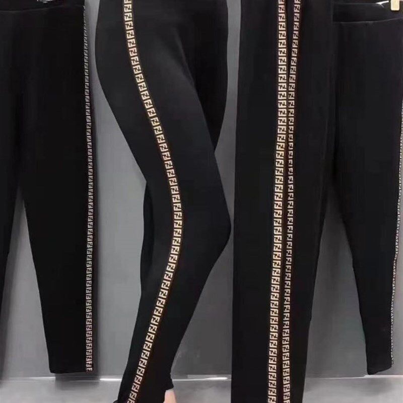 打底裤秋冬加绒加厚保暖黑色小脚铅笔长裤妈妈靴裤女裤外穿大码女