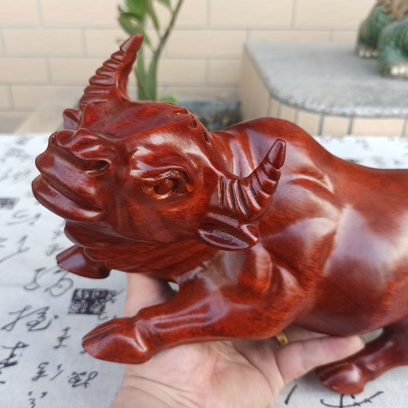 花梨红木牛气冲天摆件实木家居装饰办公室木雕工艺品商务礼品生肖