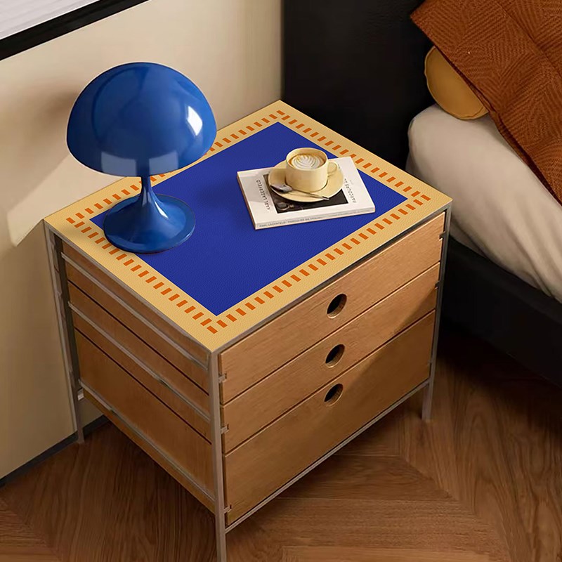 家用卧室床头柜垫防水桌面保护垫皮革高级感纯色书桌垫防尘盖垫