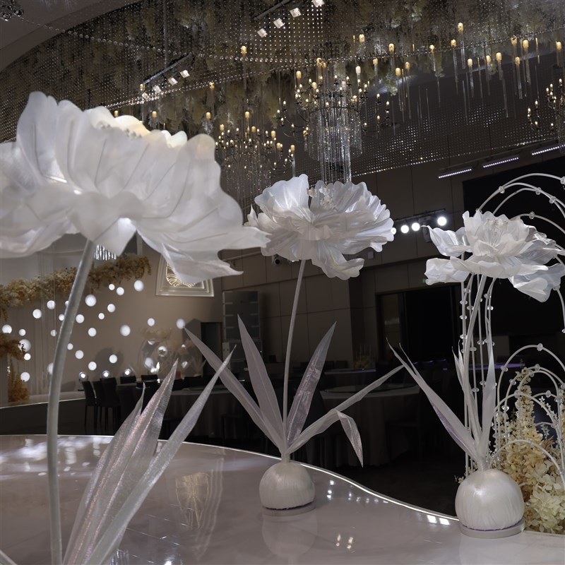 婚庆交接区路引芍药花立杆花户外婚礼布置大型手工布艺花橱窗道具