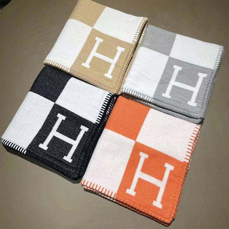 工厂H抱枕套子大号65×65办公室轻奢午睡沙发靠枕黑白靠垫套