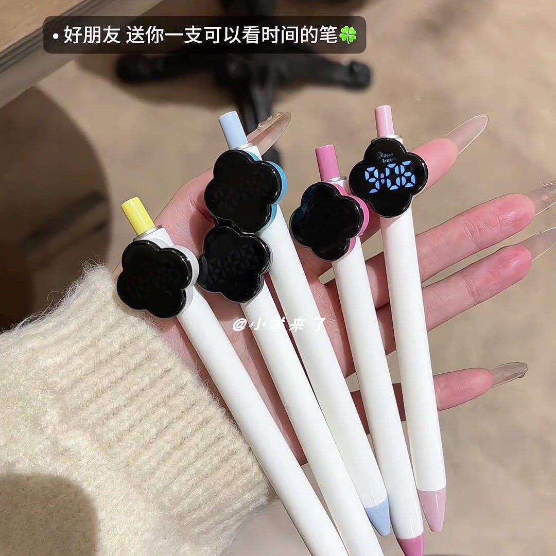 小巧幸运四叶草笔套小时钟静音可看时间小学生LED中性笔学生笔.