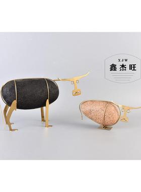 简约轻奢金属牛摆件新中式书架书柜客厅玄关样板房展示柜石头摆设