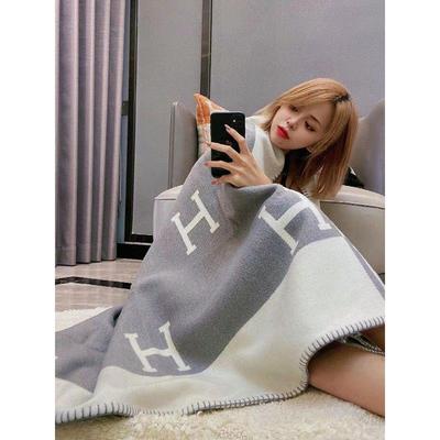【高品质】H字母羊绒披肩小时代古力同款飞毯H家厚宝宝H毯
