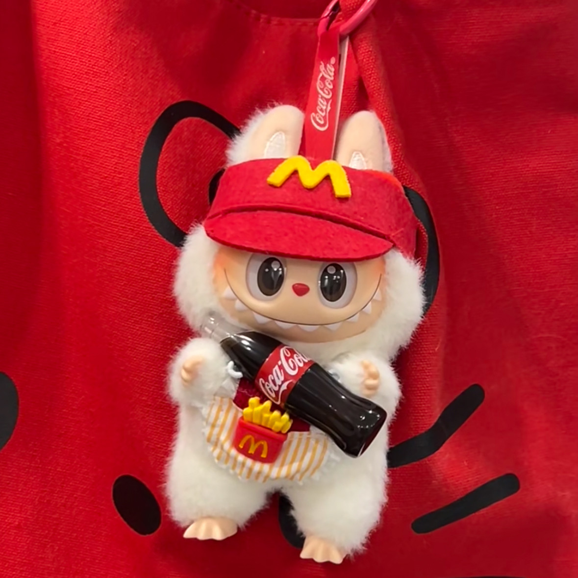 【仅娃衣】拉布布可乐系列labubu搪胶脸麦当当套装帽子可爱着替换