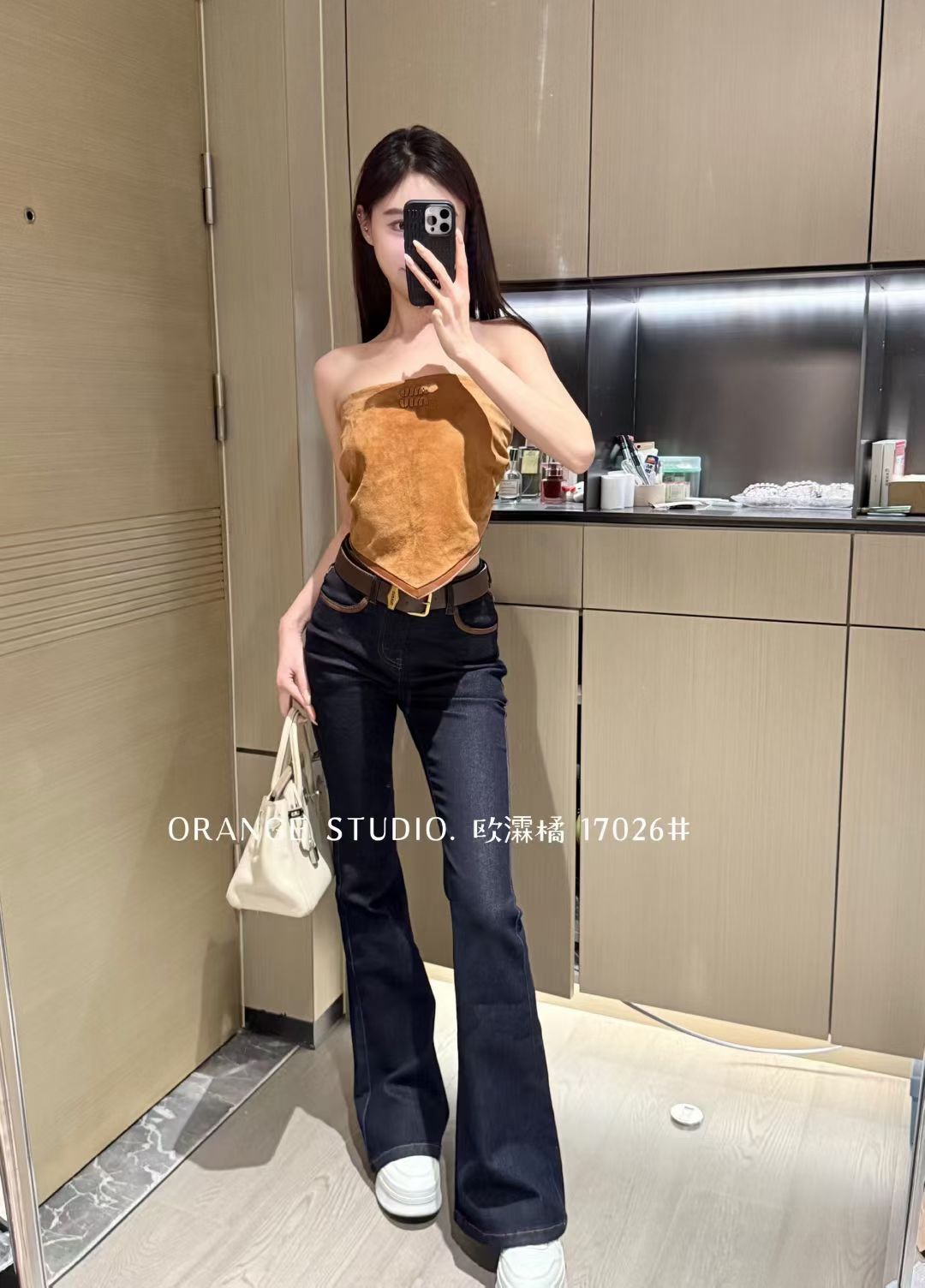 2025年秋季新款女装高腰显瘦微喇叭牛仔裤女宽松直筒拖地长裤子潮