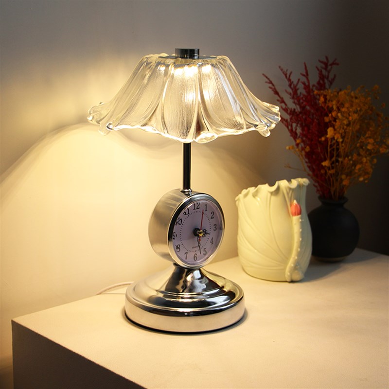 简约静音时钟表玻璃台灯旋钮开关欧式卧室装饰创意阅读床头暖光灯
