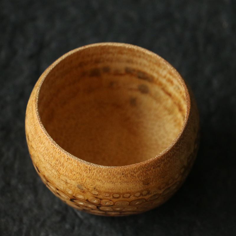 精选十几年老竹根满钉老料纯手工打磨竹制小杯子小花盆工艺礼品摆