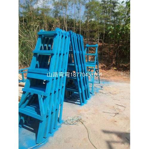 建筑LUZ工水地木实人字梯电装修走梯墙墙布石膏线窗纸帘安装工程