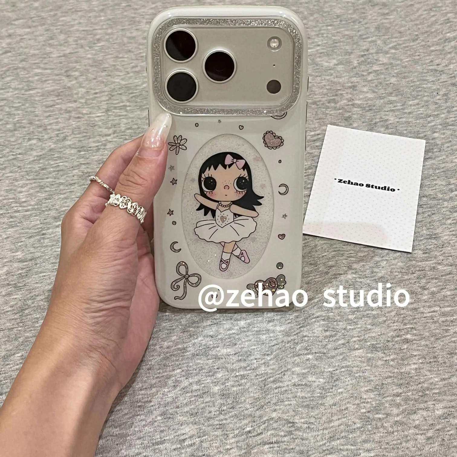 雨柠白底可爱跳芭蕾小玉适用于iPhone17Promax新款苹果16手机壳15日韩卡通ins个性创意14防摔保护套