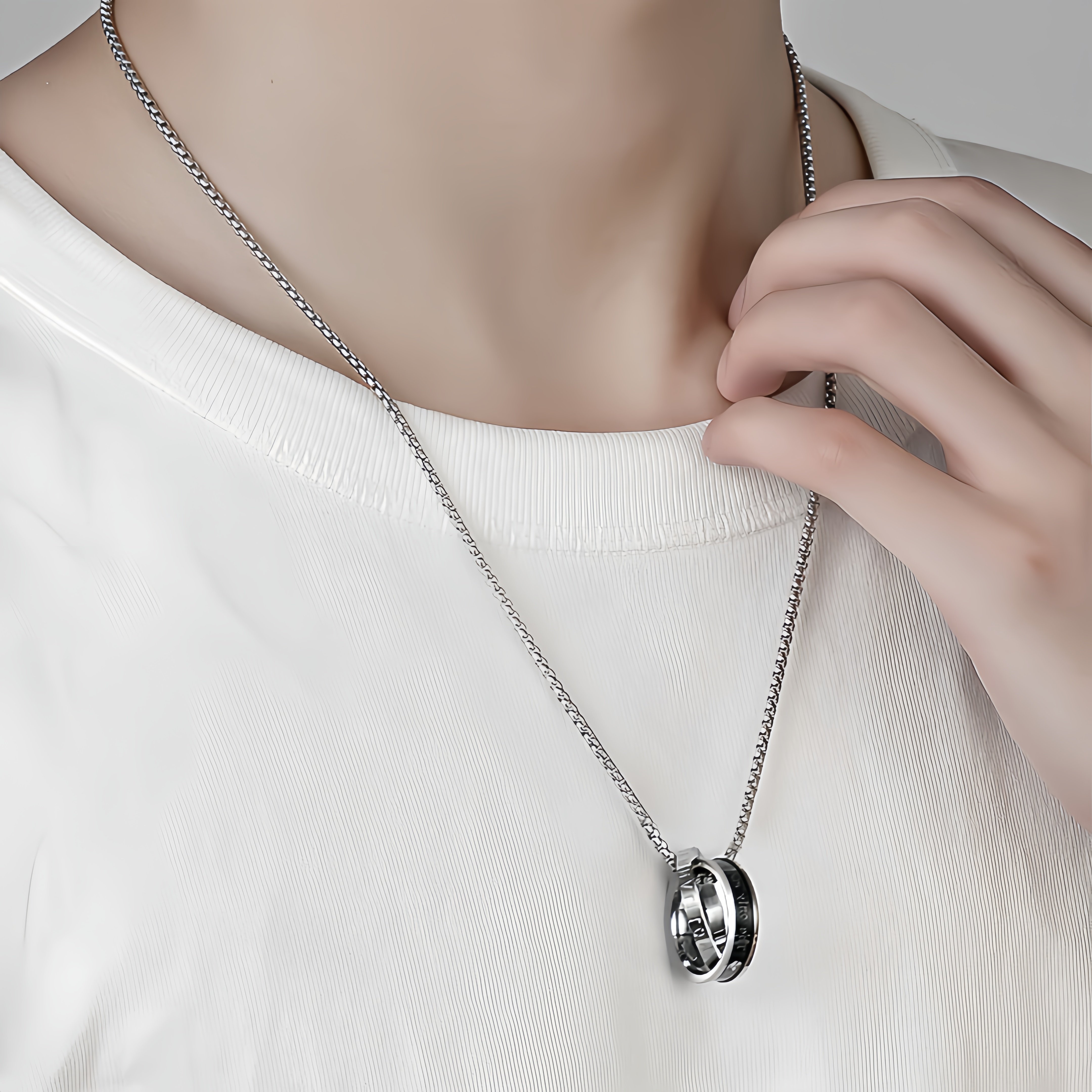 不掉色男女情侣项链潮牌简约时尚个性百搭双环LOVE小众百搭毛衣链