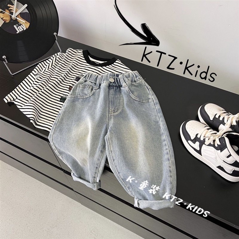 儿童软牛仔裤男2024秋季新款小童宽松长裤潮宝宝卡通直筒裤女洋气
