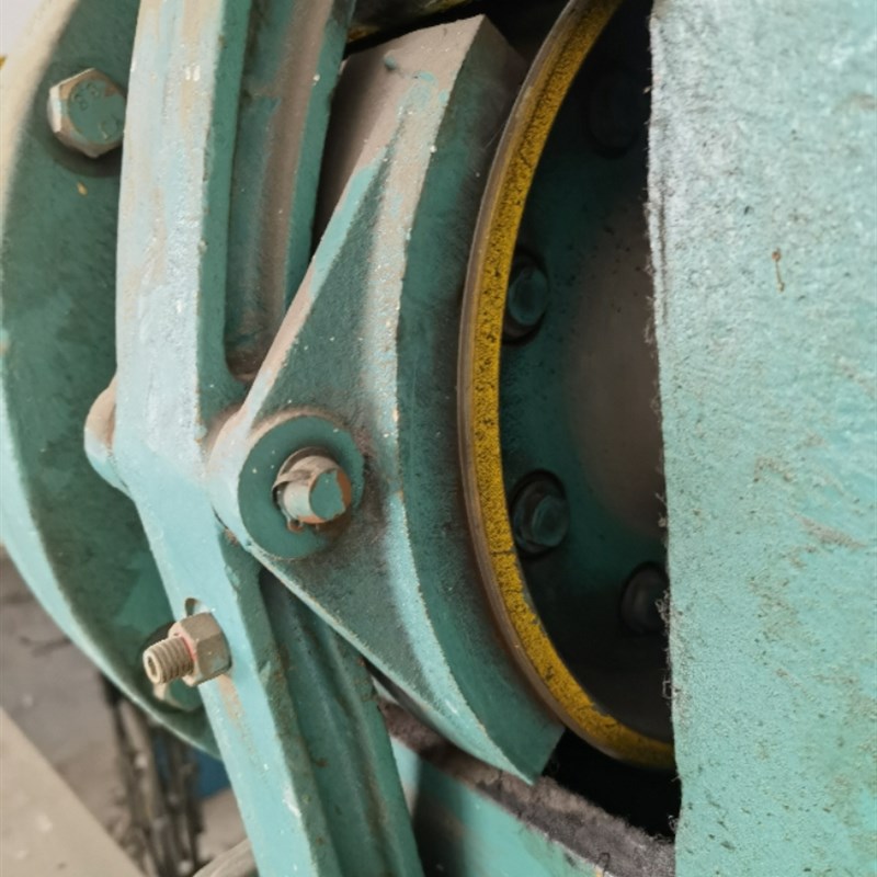 通润FYJ245主机闸瓦YJ245 YJ245D巨人通力电梯曳引机刹车片制动瓦