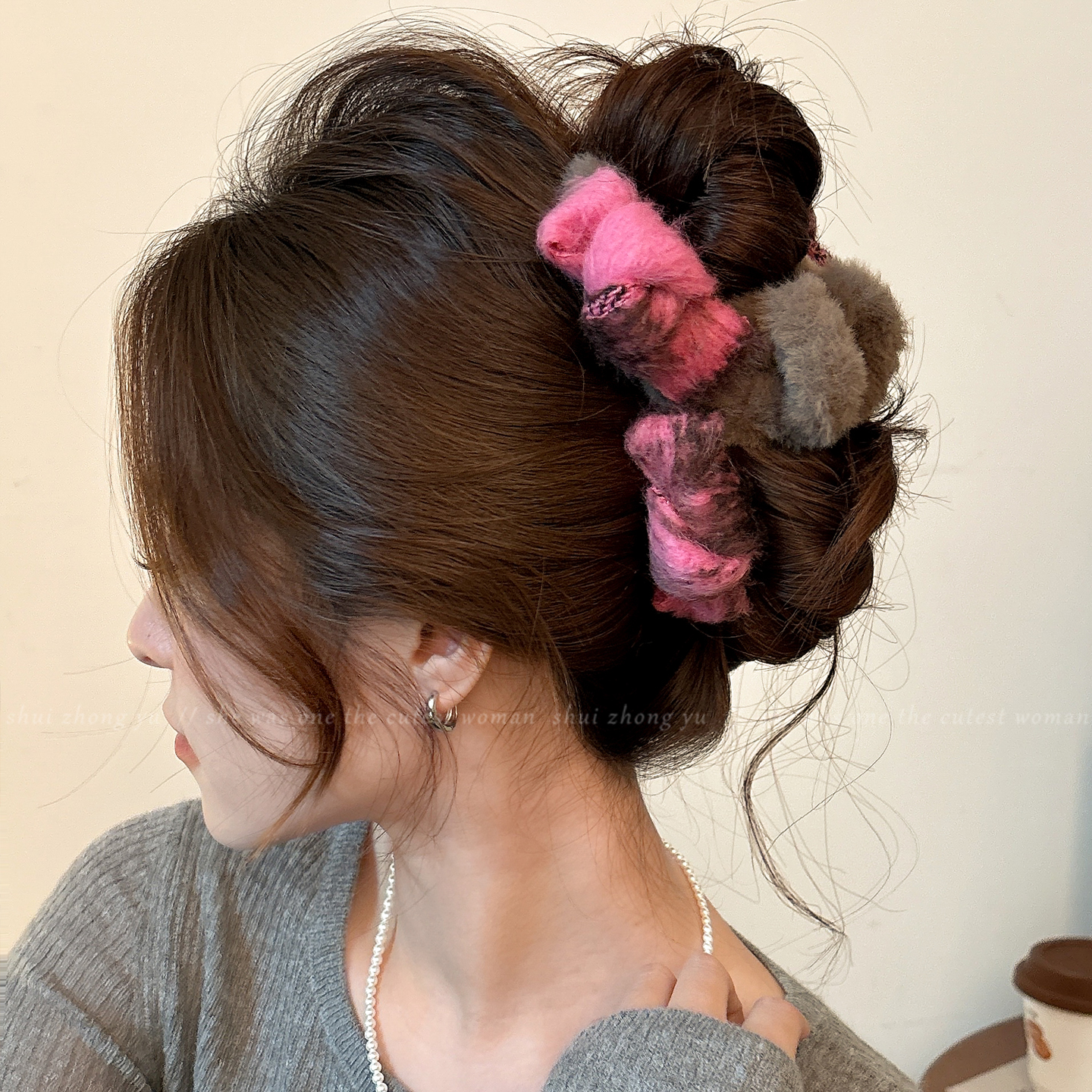 高级感秋冬毛绒抓夹女2026新款大号鲨鱼夹后脑勺盘发发夹头饰夹子