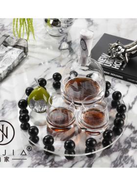 现代样板间花艺索拉玛灰皮革纸巾架慵懒猫摆件客厅茶几组合