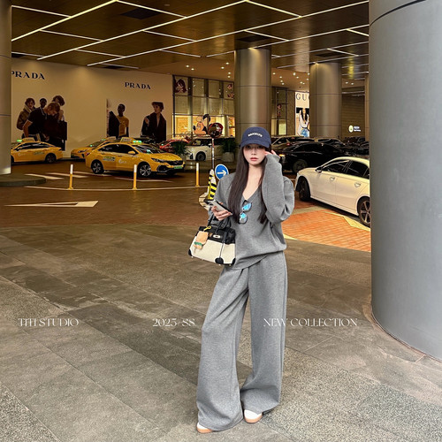 慵懒周末松弛感v领长袖卫衣套装