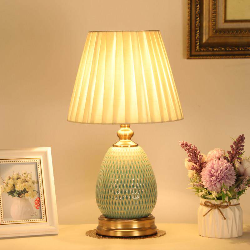 欧式现代简约卧室床头柜陶瓷台灯客厅触摸可调光书房装饰哺乳台灯