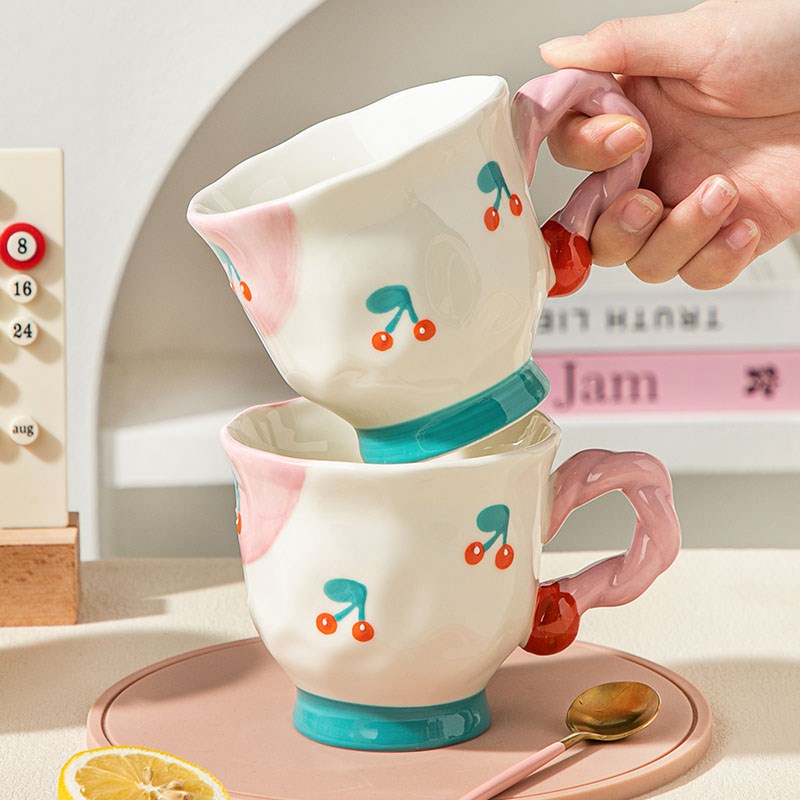 可爱陶瓷水具套装家用下午茶茶壶杯2025新款高颜值釉下彩喝水杯子