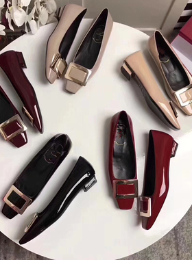 2019b新款秋季百搭亮皮方扣粗跟单鞋女中跟方头瓢鞋平底鞋婚鞋33