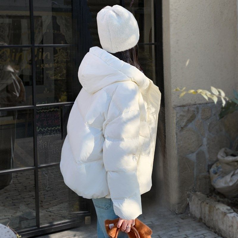 今年爆款白色羽绒服女2024新款冬季女款小个子女士短款轻薄面包服