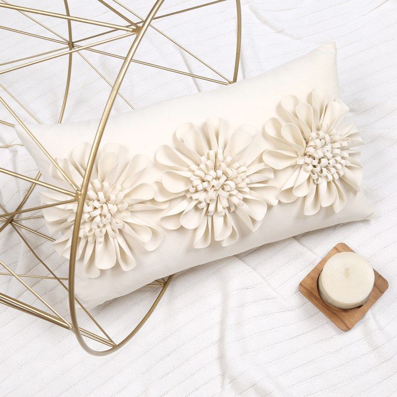 丝绒花朵抱枕手工白色方枕现代简约客厅沙发床头办公室圆形靠垫套