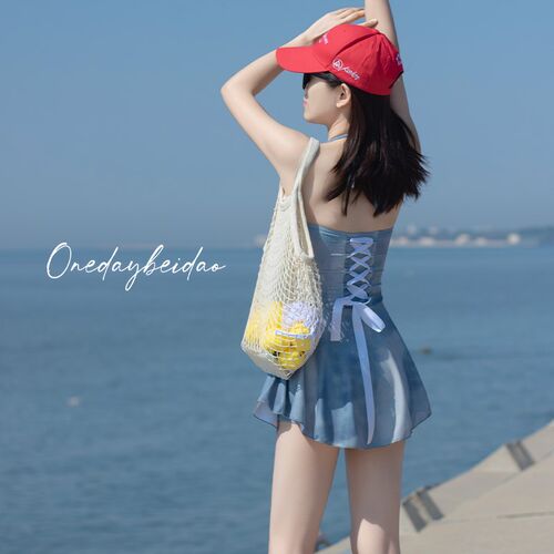 连体泳衣女蓝色显白游泳衣女连体裙式小胸清新聚拢保守显瘦遮肚