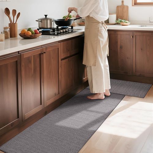 高级厨房地垫2025新款防油防滑专用脚垫吸水耐脏垫子可擦免洗地毯