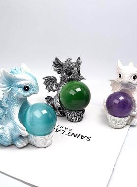 梦幻卡通龙水晶球底座可爱粉色小龙摆件创意恐龙泡泡龙桌面摆件