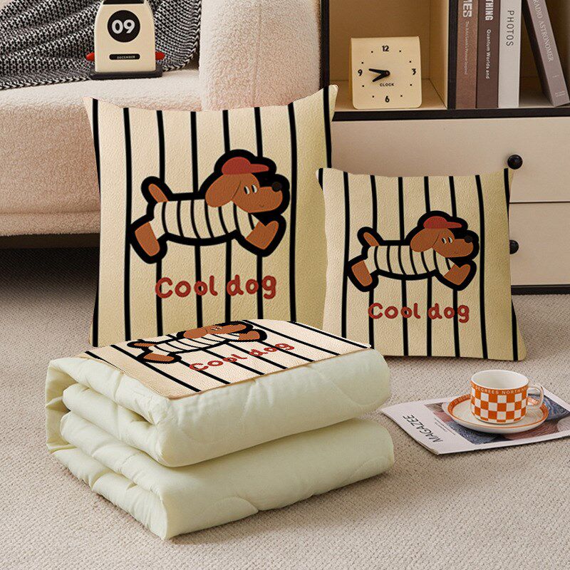 沙发抱枕被子毯子二合一汽车车载两用抱枕被车用办公室折叠空调被