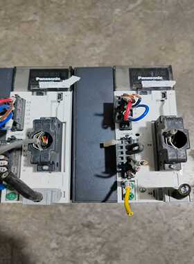 松下驱动器，型号MDDKT3530，2台，功率1.0KW--议价商品