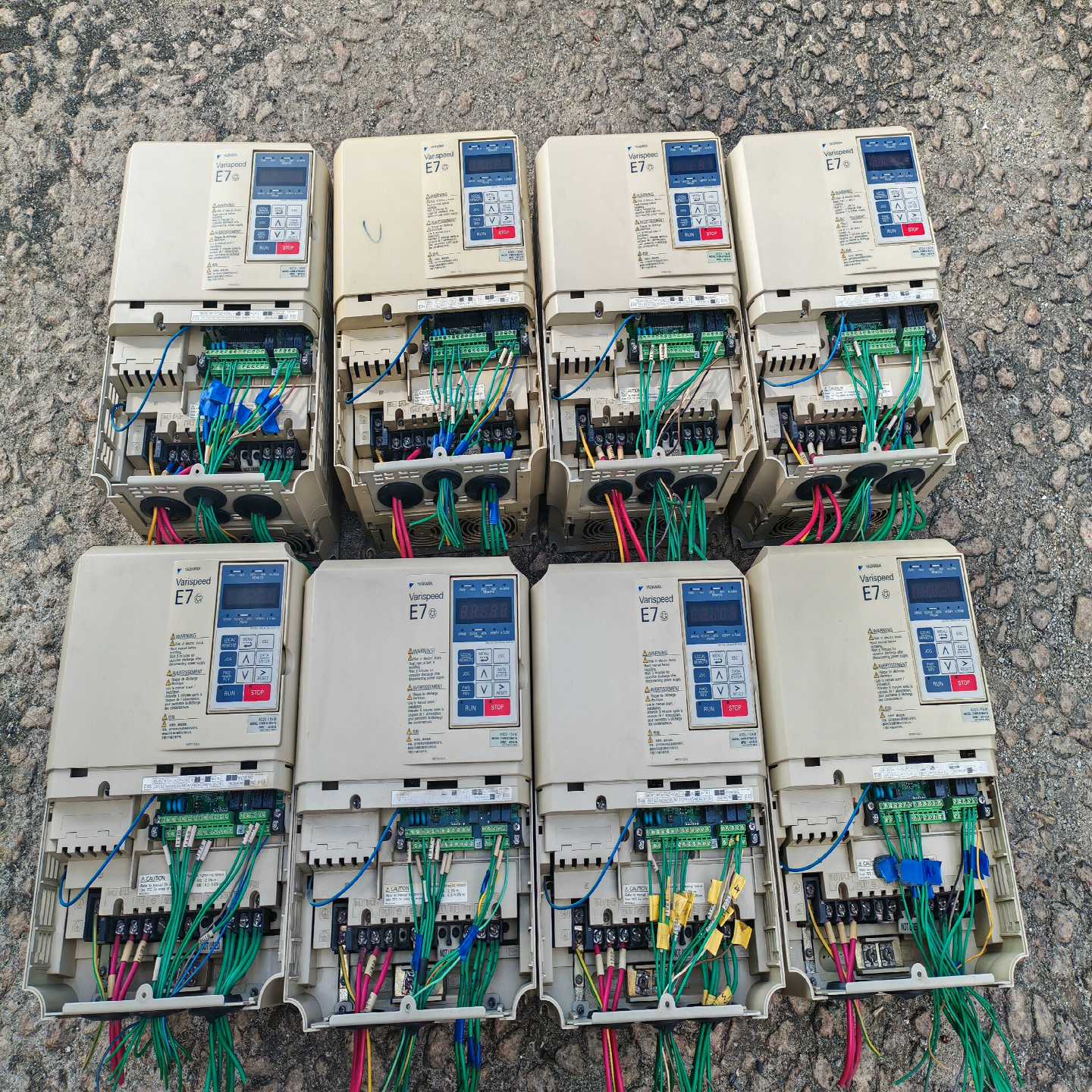 议价安川变频器：ClMR-E7B4015