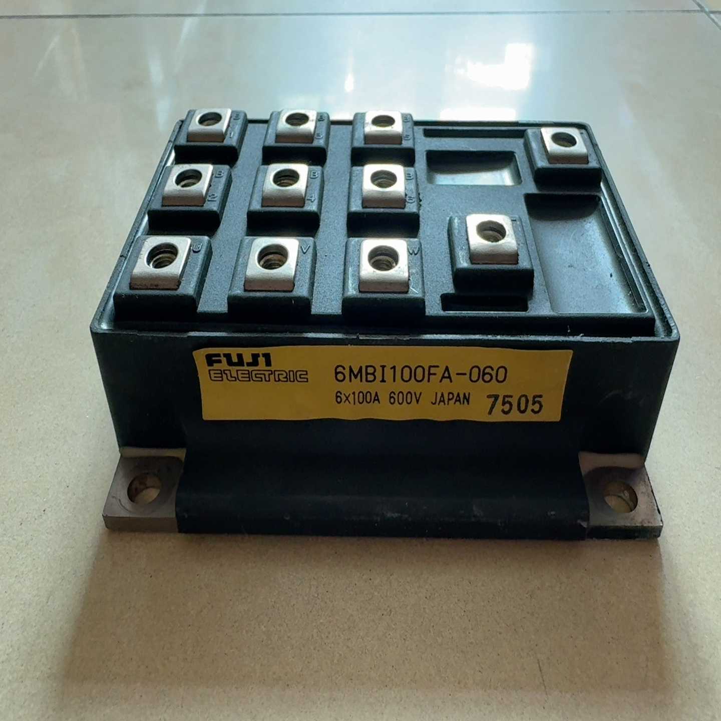 6MBI100FA-060.6MBI100FC-060.6M询价