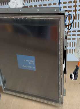 Elo触摸屏显示器，12V供电，功能完好。屏幕成色不错，有轻