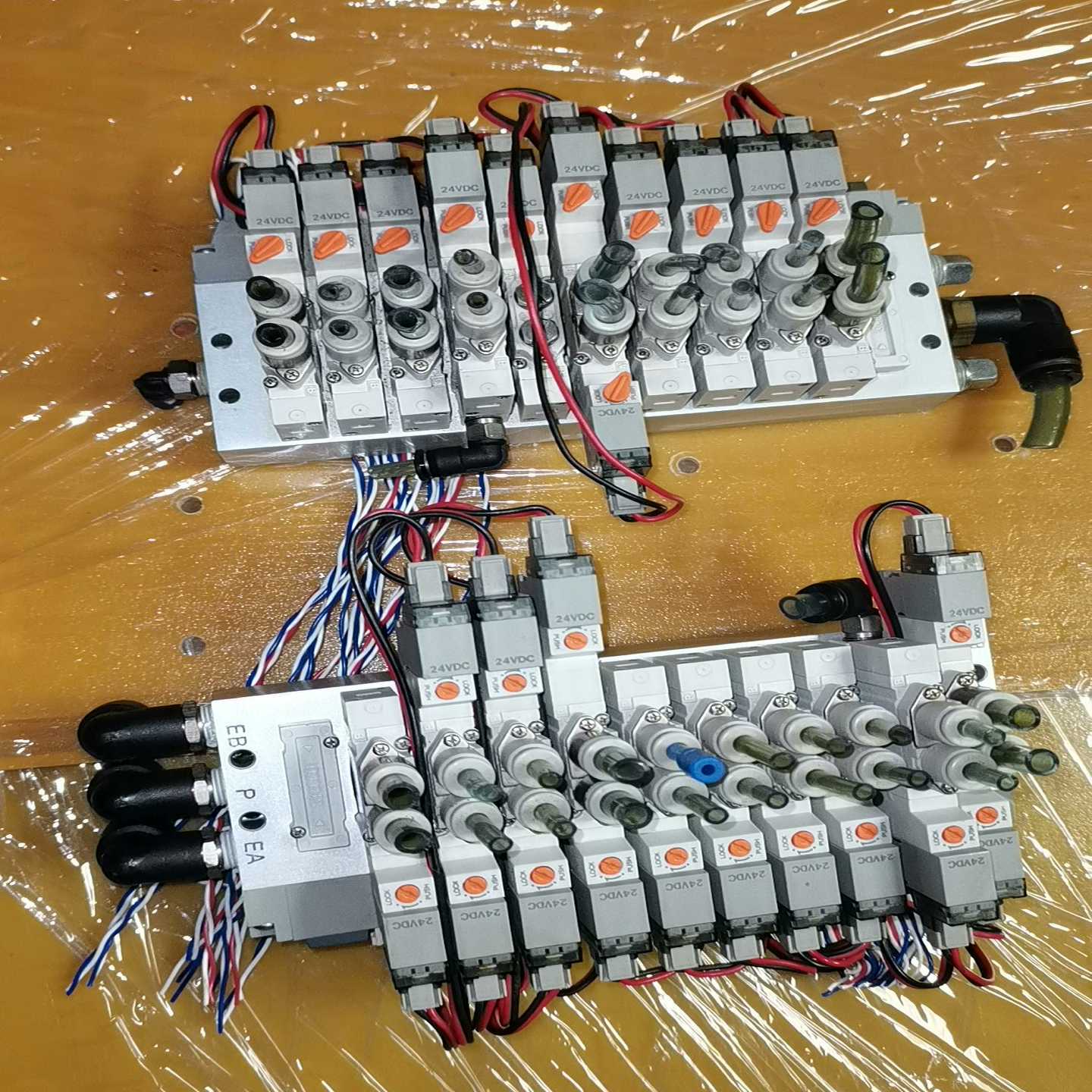 议价SMC电磁阀，SY3120-5LOUE-C6电磁阀两组，一组