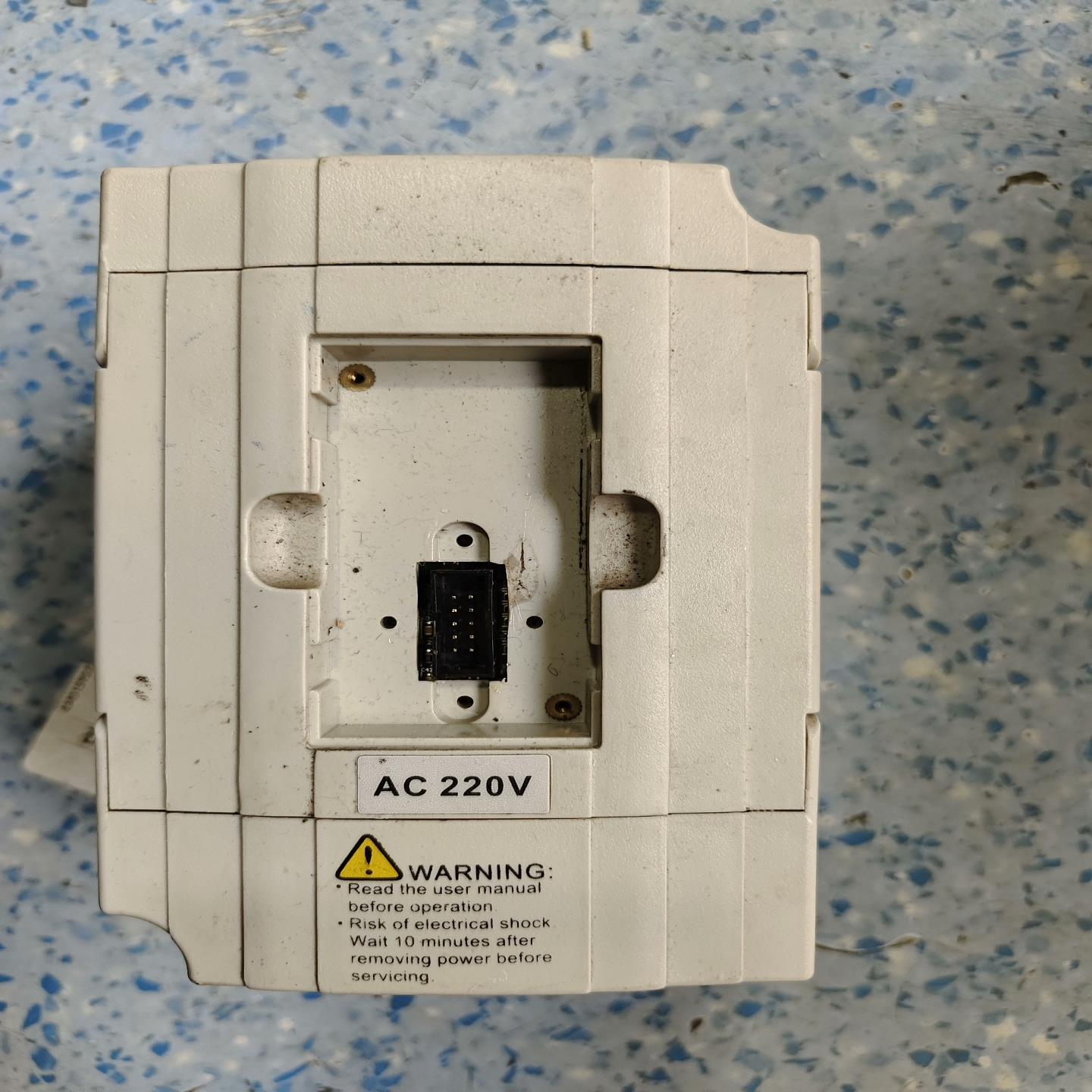 询价GRE-100M-0015G -S2。1.5KW。220V。议价