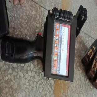 機全廠打包回來 兩個都有墨合工廠在位使用議價商品 噴碼 手持式