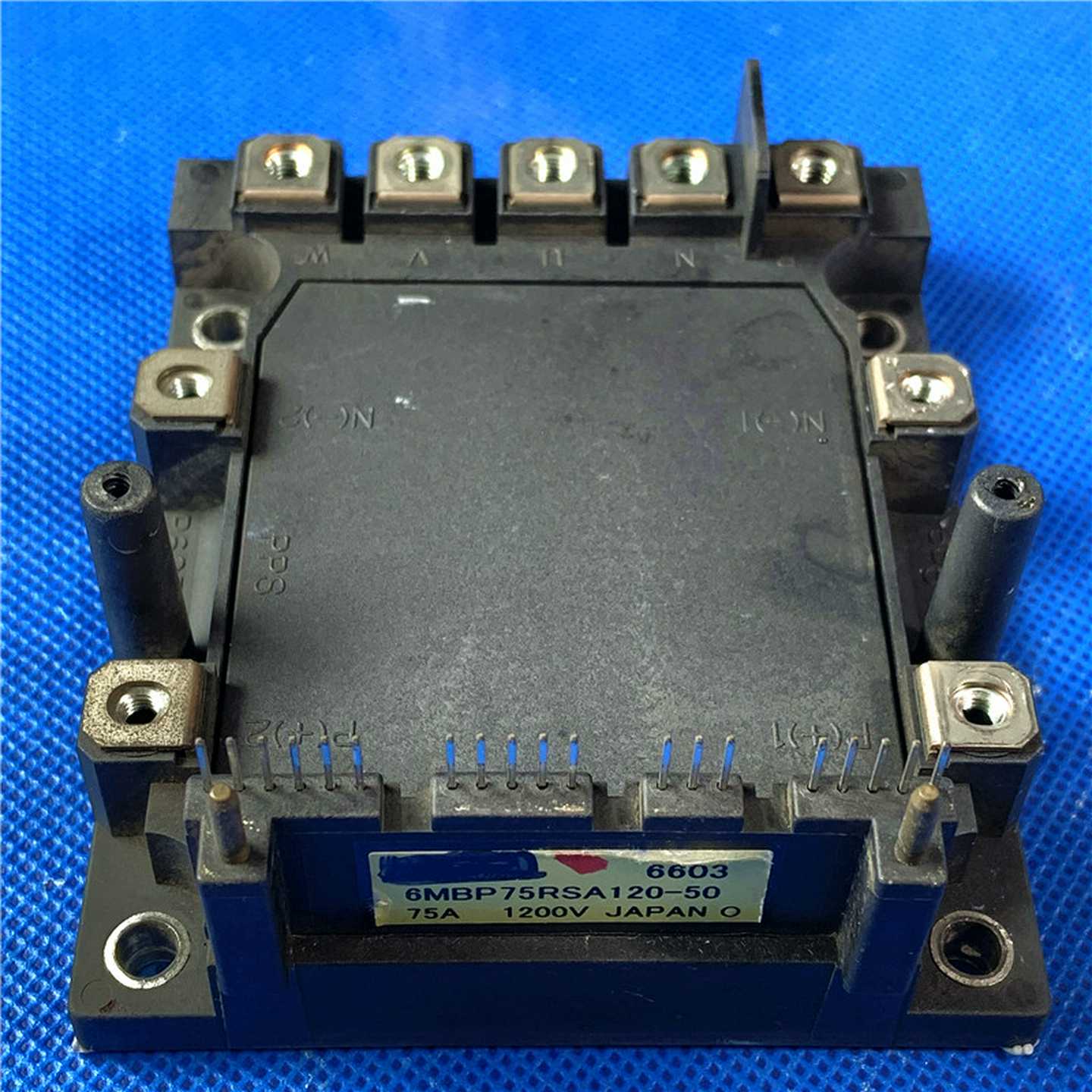 6MBP75RSA120日立电梯富士变频器逆变IGBT模块6MBP100RSA120